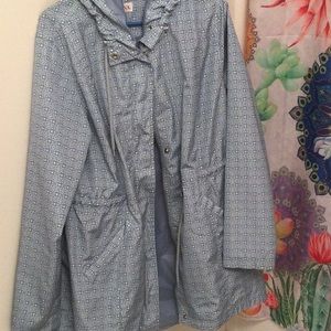 Women’s raincoat